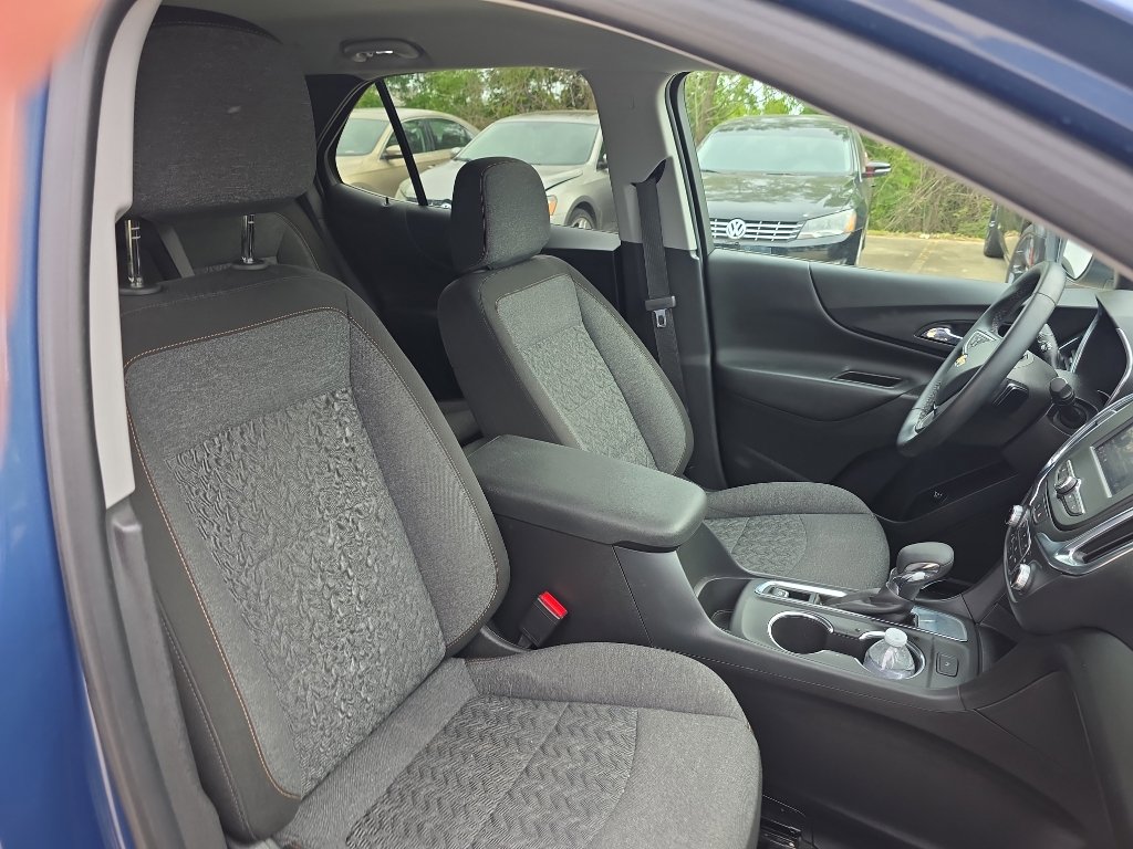Used 2024 Chevrolet Equinox LT w/ LPO, Floor Liner Package FWD image 23