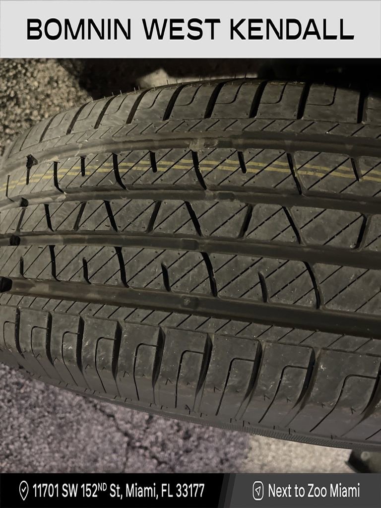 Used 2022 Chevrolet Tahoe LS image 4