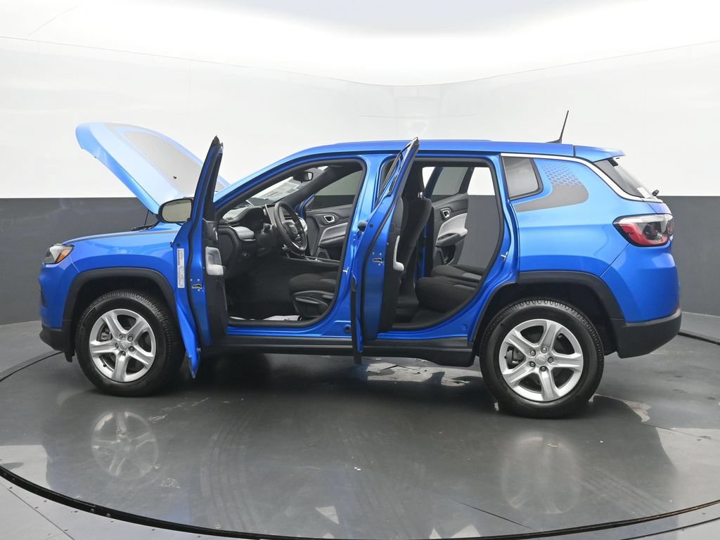 Used 2023 Jeep Compass Sport w/ Mopar Graphics Package AWD/4WD image 54
