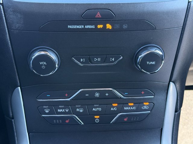 Used 2020 Ford Edge SEL w/ Convenience Package AWD/4WD image 11