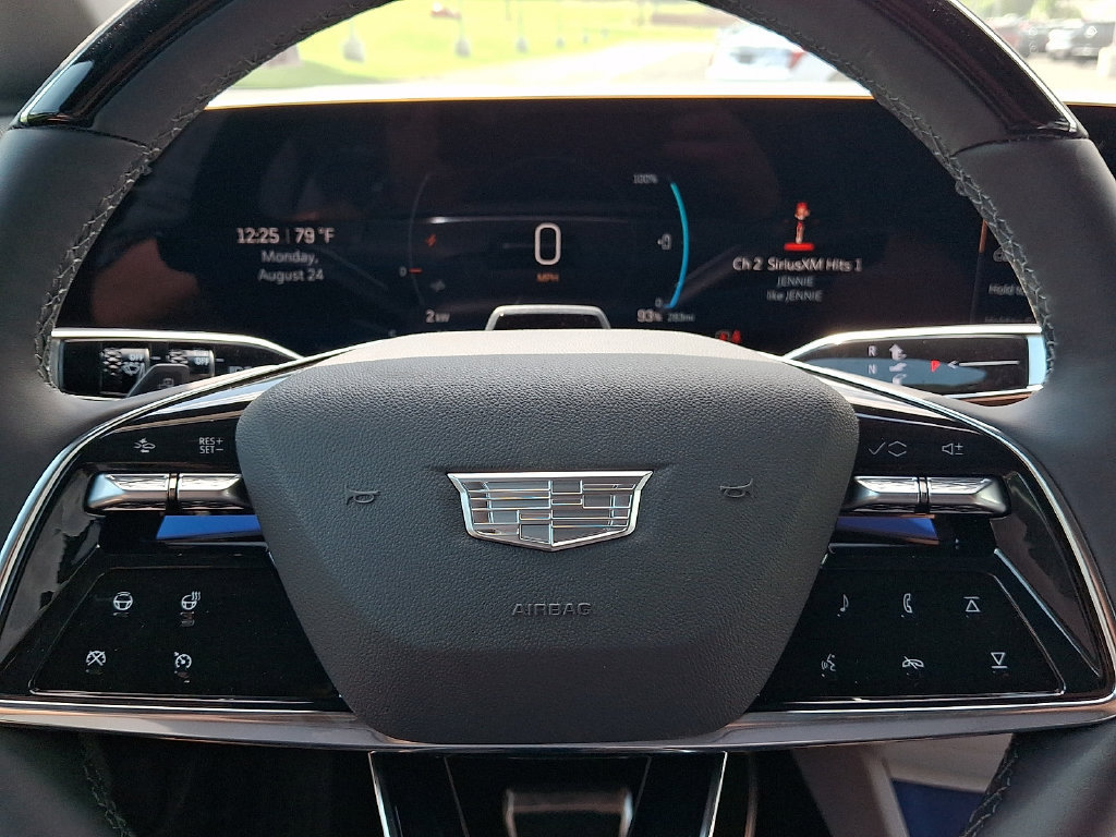New 2027 Cadillac Optiq Luxury AWD/4WD image 11
