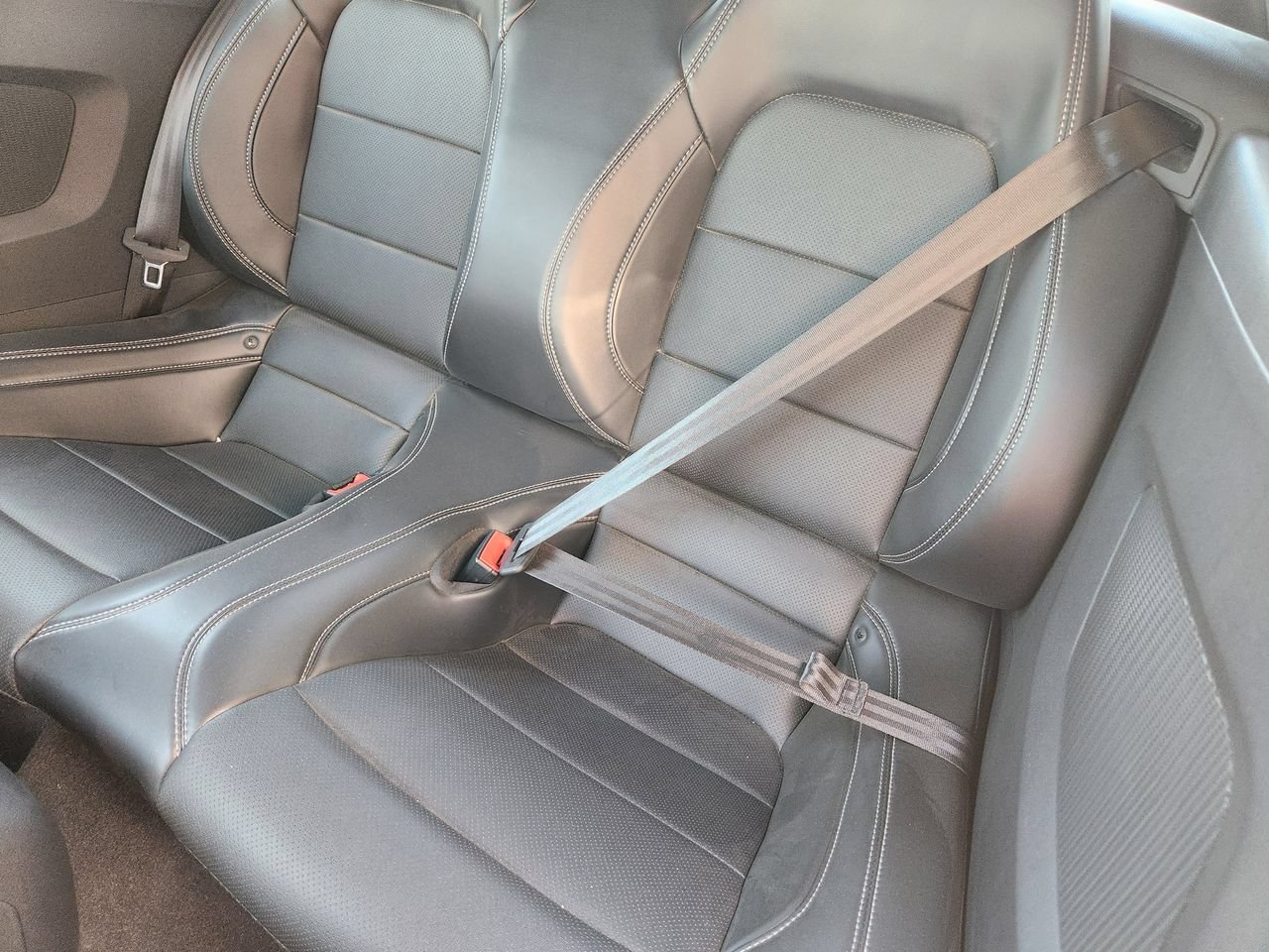 Used 2019 Ford Mustang GT Premium w/ Equipment Group 401A RWD image 29