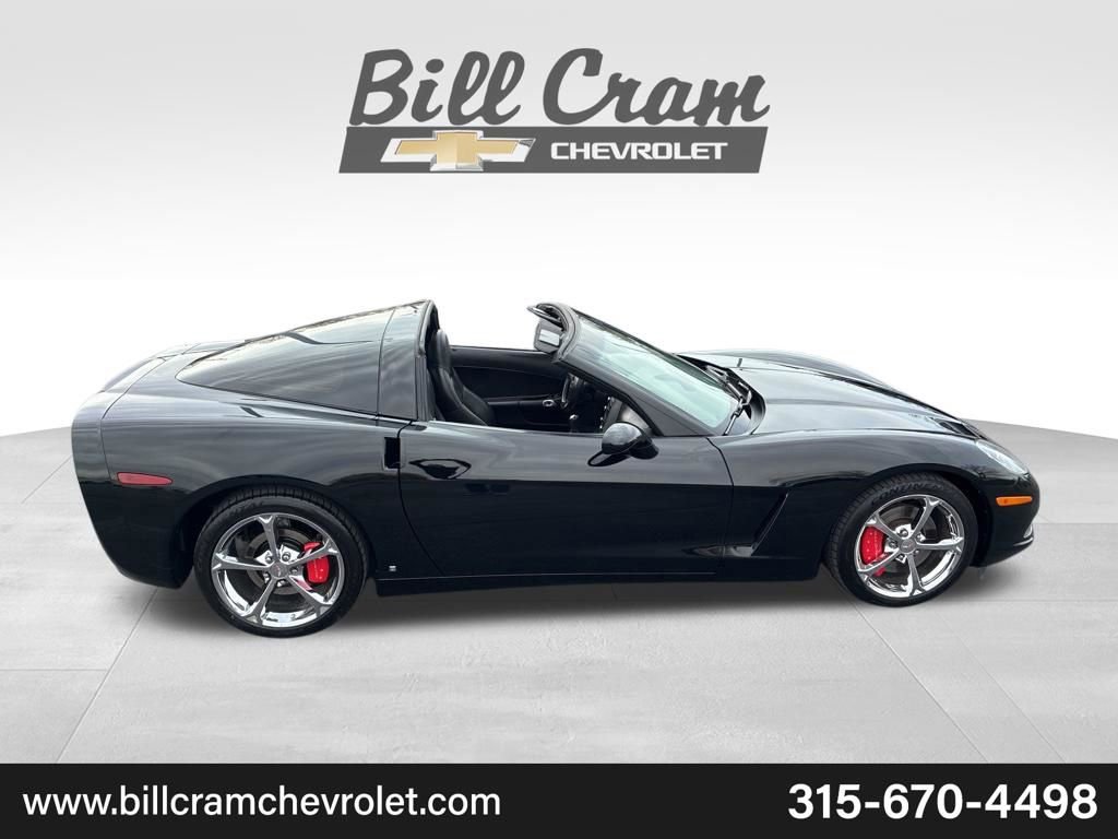Used 2007 Chevrolet Corvette Coupe w/ Preferred Equipment Group RWD image 36