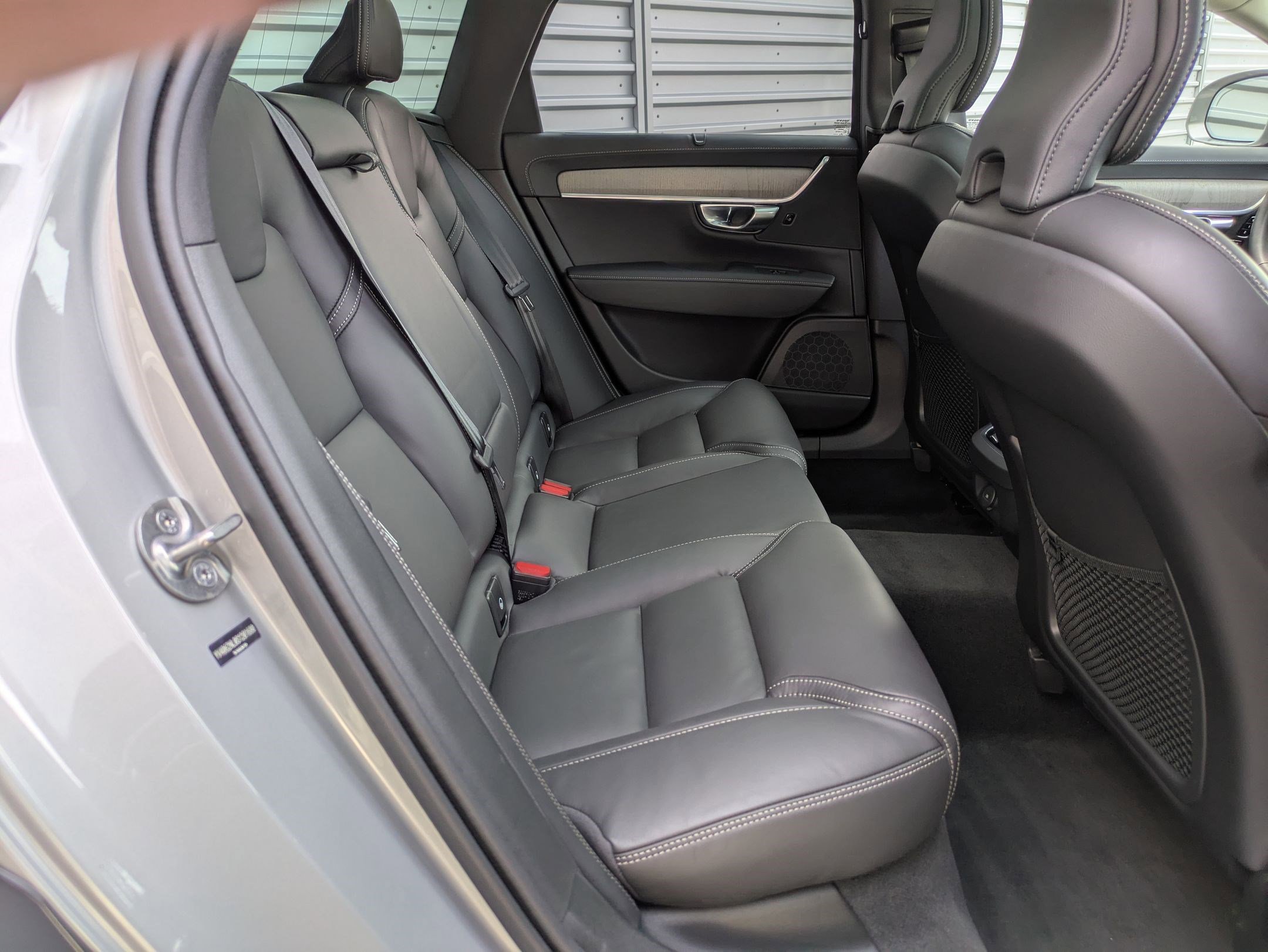 Used 2025 Volvo V90 B6 Cross Country Ultra w/ Protection Package Premier image 29