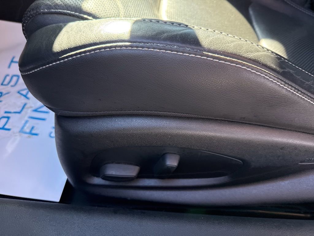 Used 2016 Chevrolet Camaro SS image 15