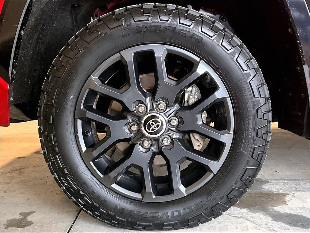 Used 2023 Toyota Tundra Platinum image 7