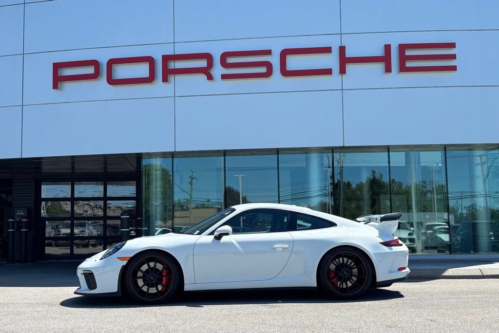 Used 2018 Porsche 911 GT3 RWD image 2