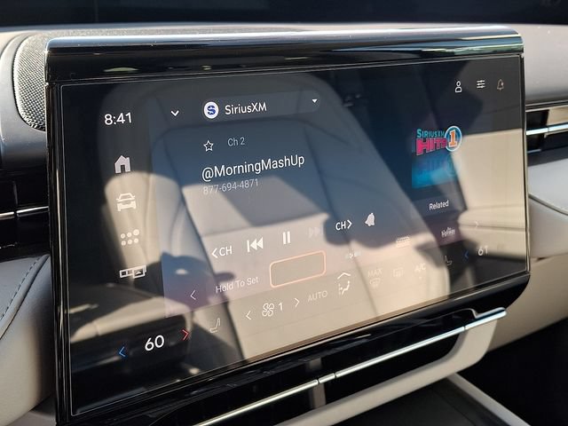 New 2026 Lincoln Nautilus Premier w/ Jet Appearance Package AWD/4WD image 8