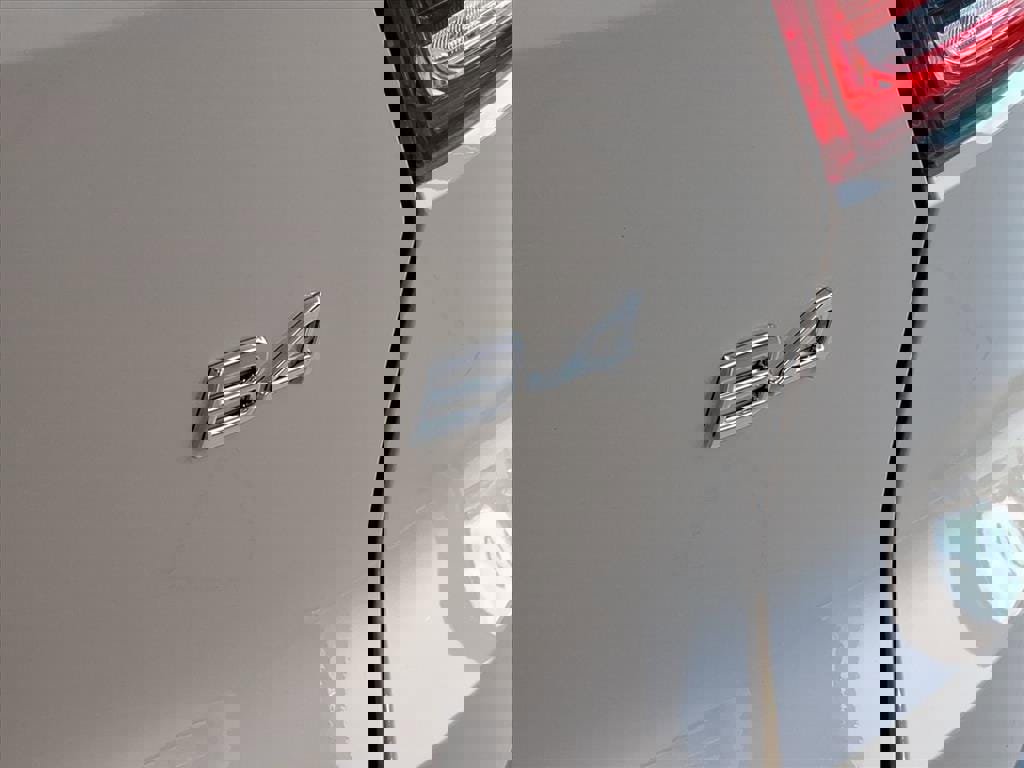 New 2026 Volvo XC40 B4 Plus w/ Protection Package Premier image 10