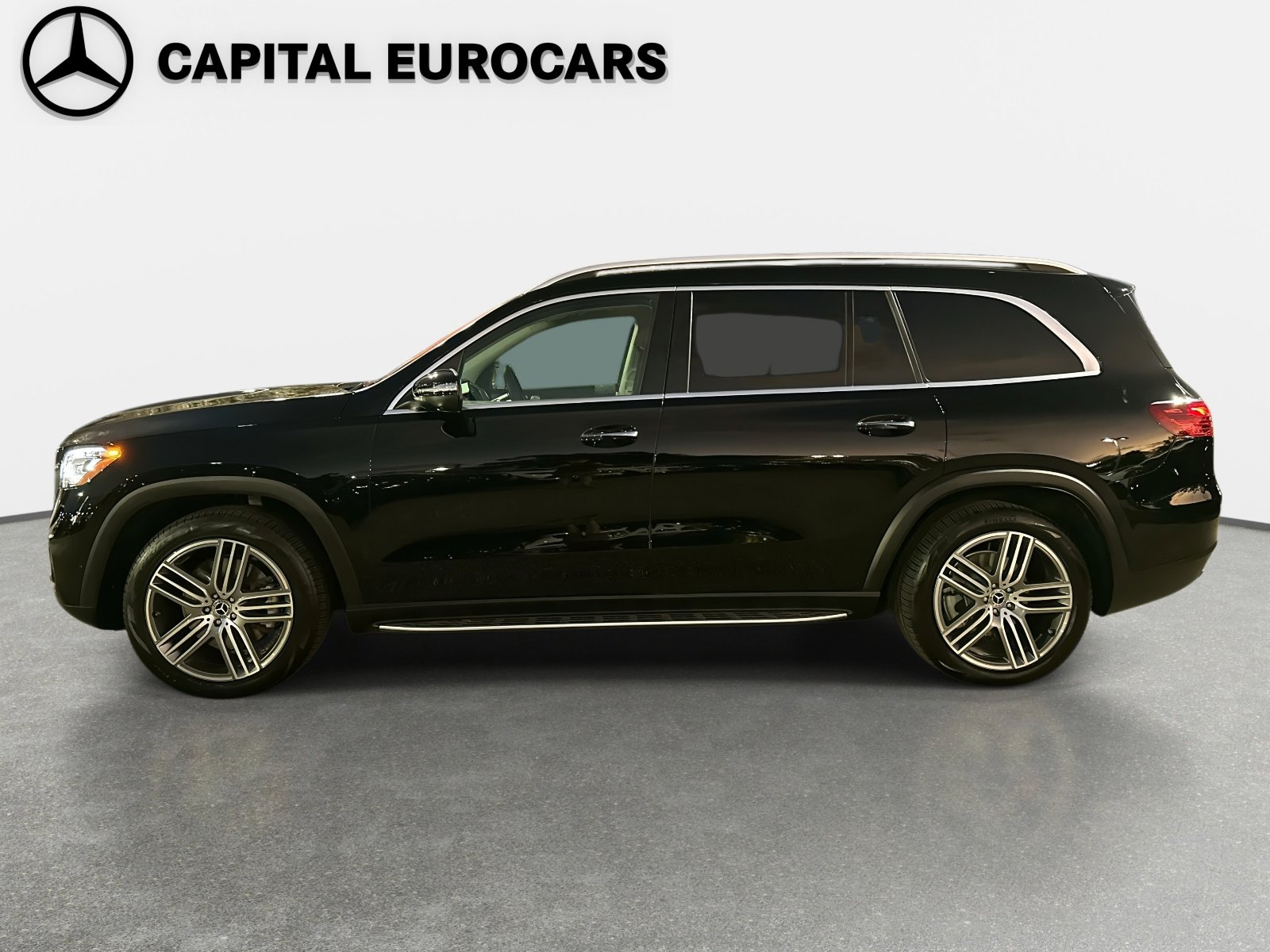 Certified 2025 Mercedes-Benz GLS 450 4MATIC image 2