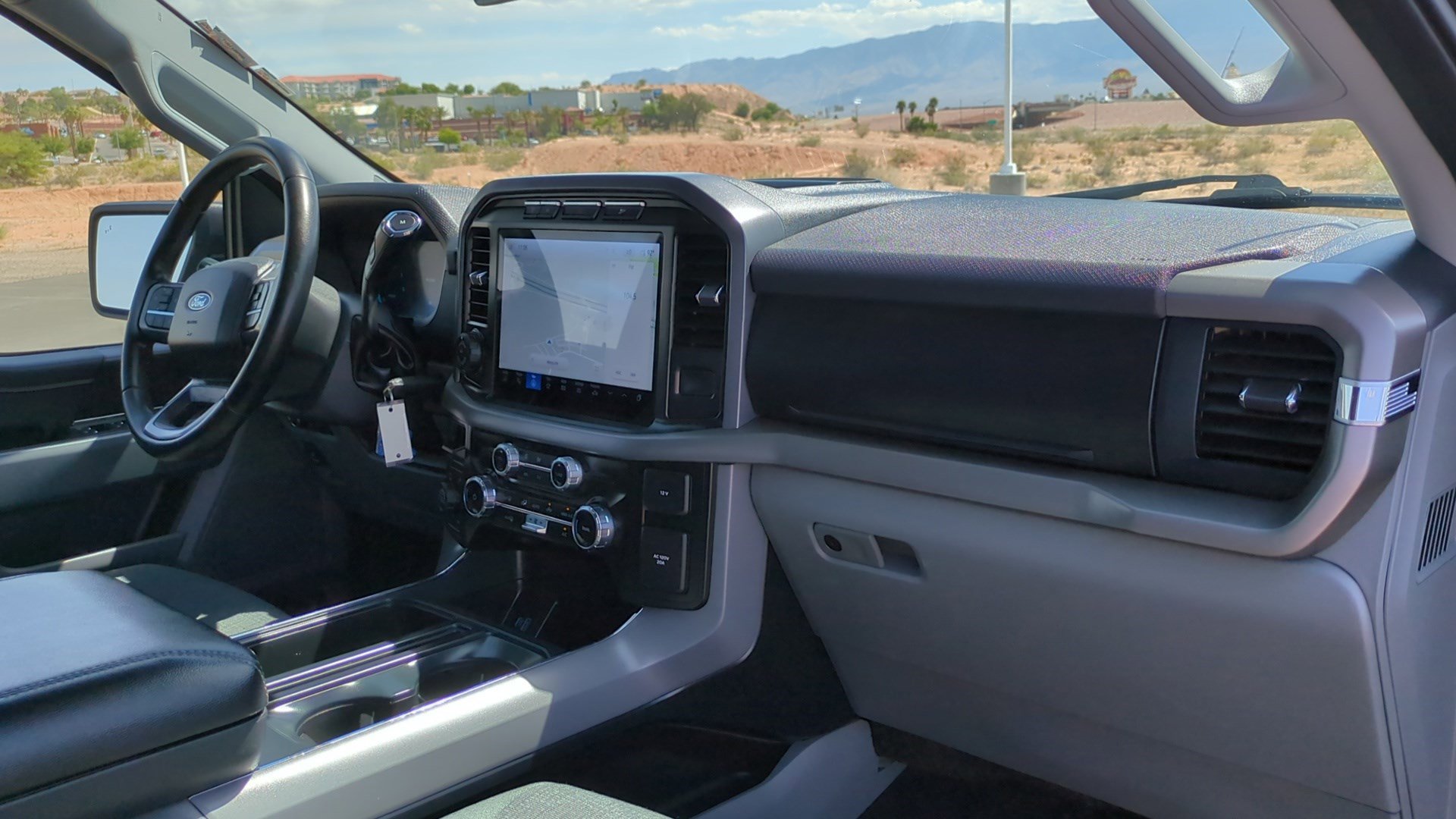 Used 2024 Ford F150 XLT w/ Mobile Office Package image 31