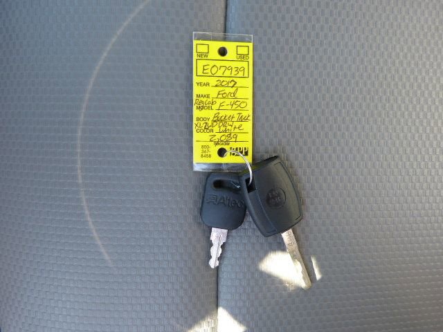 Used 2017 Ford F450 XL w/ Snow Plow Prep Package image 58