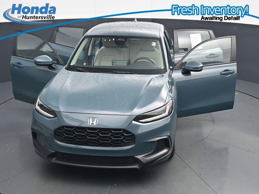 Certified 2024 Honda HR-V LX image 35