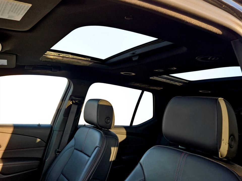 Used 2023 Chevrolet Traverse RS w/ LPO, Floor Liner Package image 30