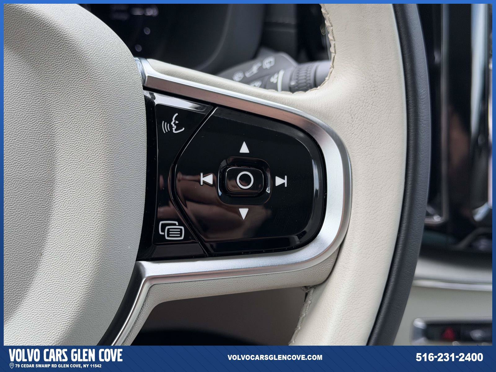 Used 2025 Volvo XC60 T8 Ultra w/ Protection Package Premier AWD/4WD image 25