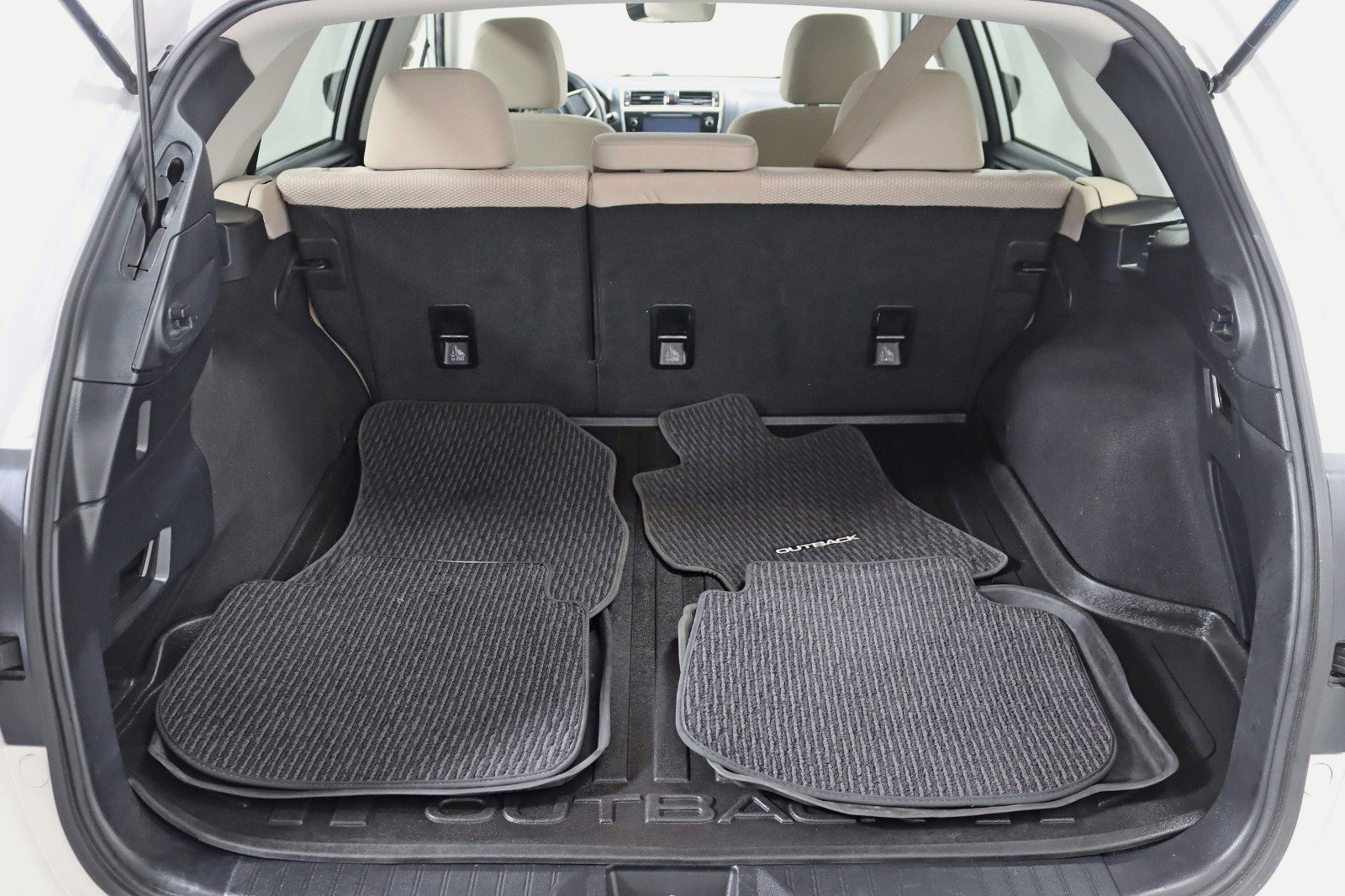 Used 2019 Subaru Outback 2.5i Premium image 33