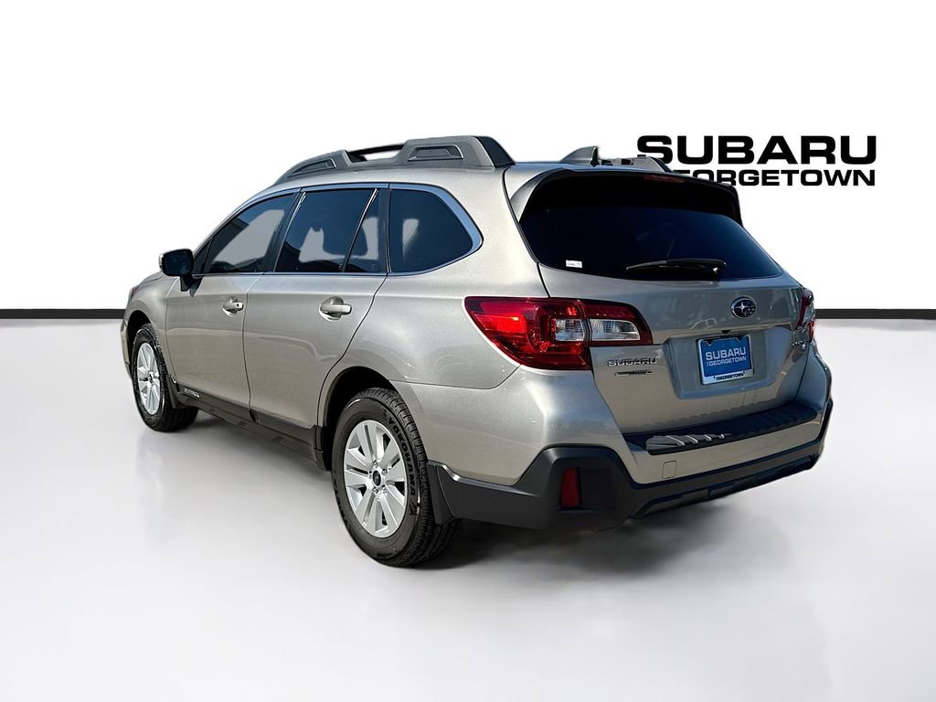 Used 2018 Subaru Outback 2.5i Premium AWD/4WD image 5
