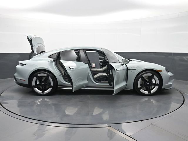 Used 2025 Porsche Taycan 4S image 34