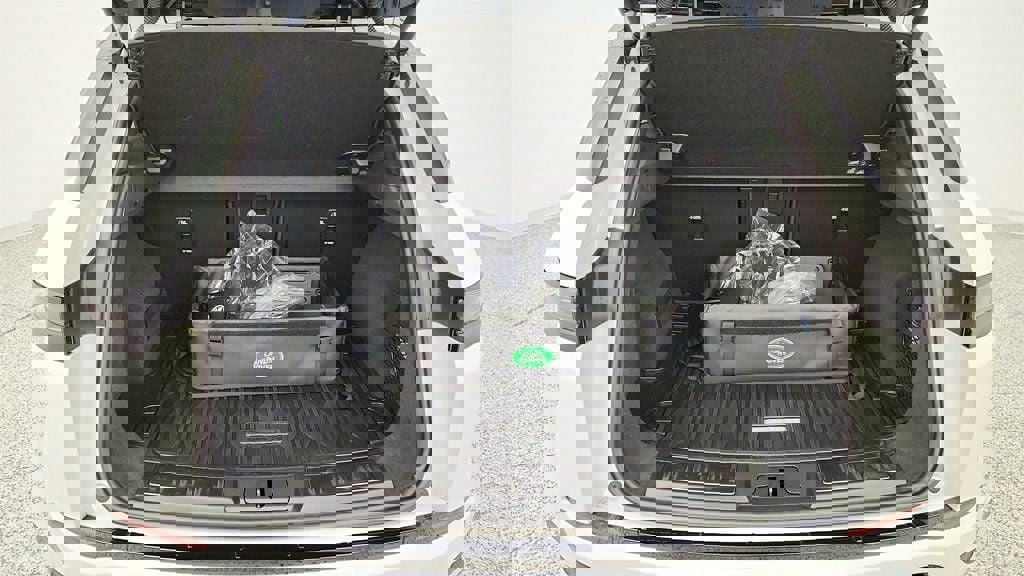 Used 2024 Land Rover Range Rover Evoque Dynamic SE image 22