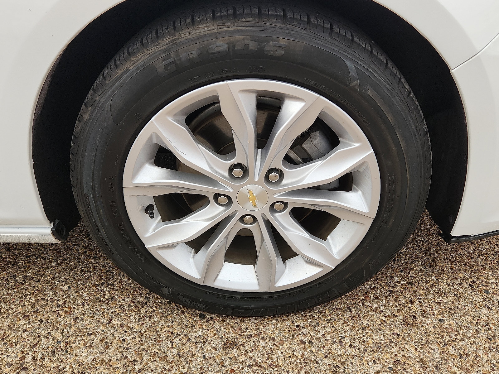 Used 2024 Chevrolet Malibu LT FWD image 8
