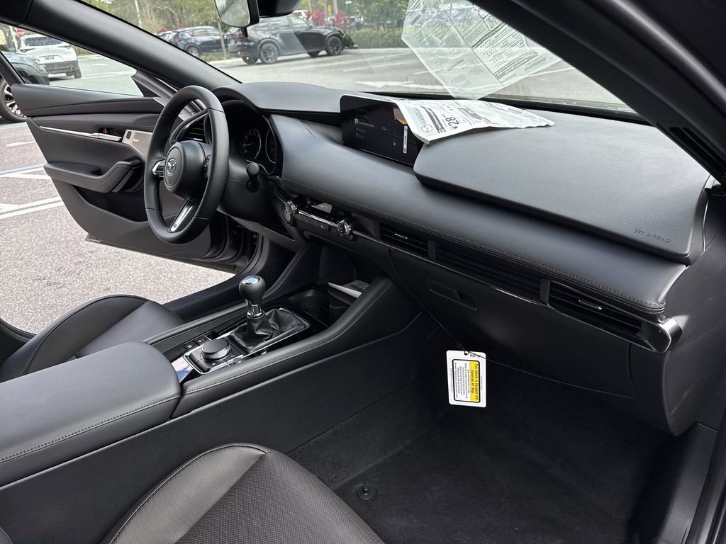 New 2026 MAZDA MAZDA3 2.5 S Hatchback w/ Premium Pkg FWD image 32