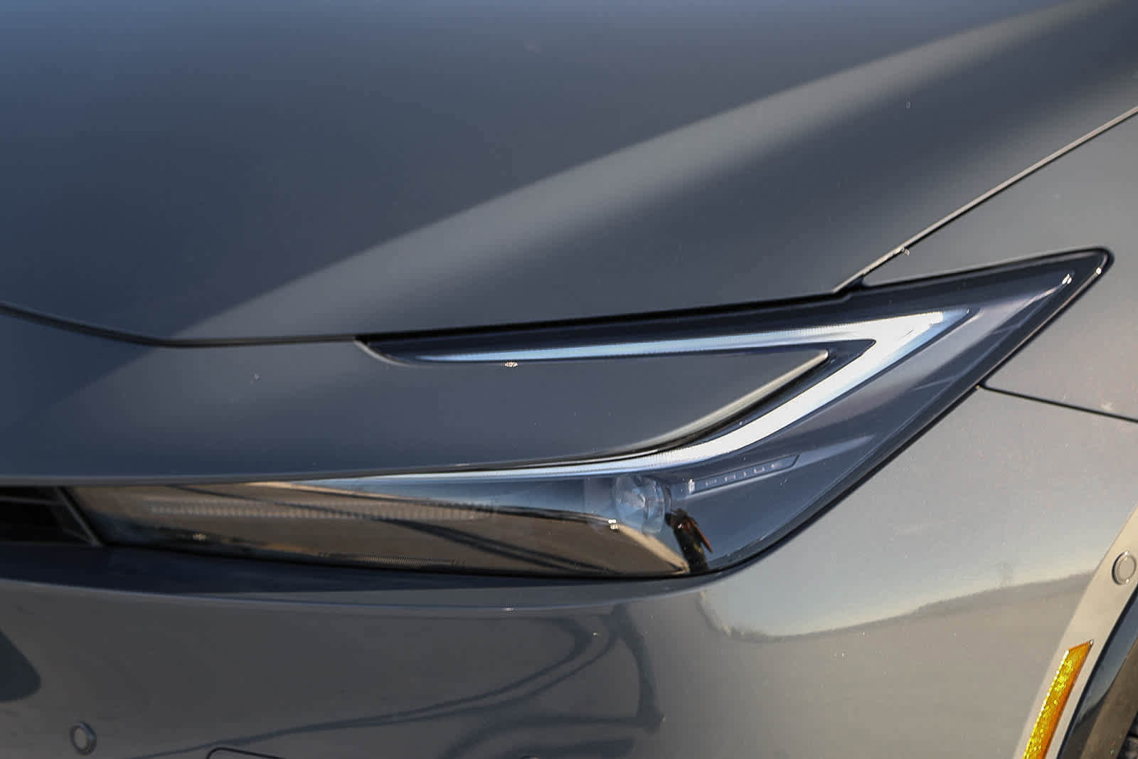 Used 2024 Toyota Prius Prime Premium w/ Advanced Technology Package image 8