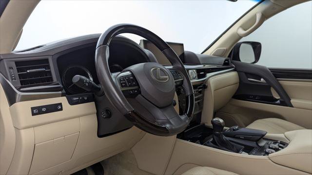 Used 2018 Lexus LX 570 4WD image 23