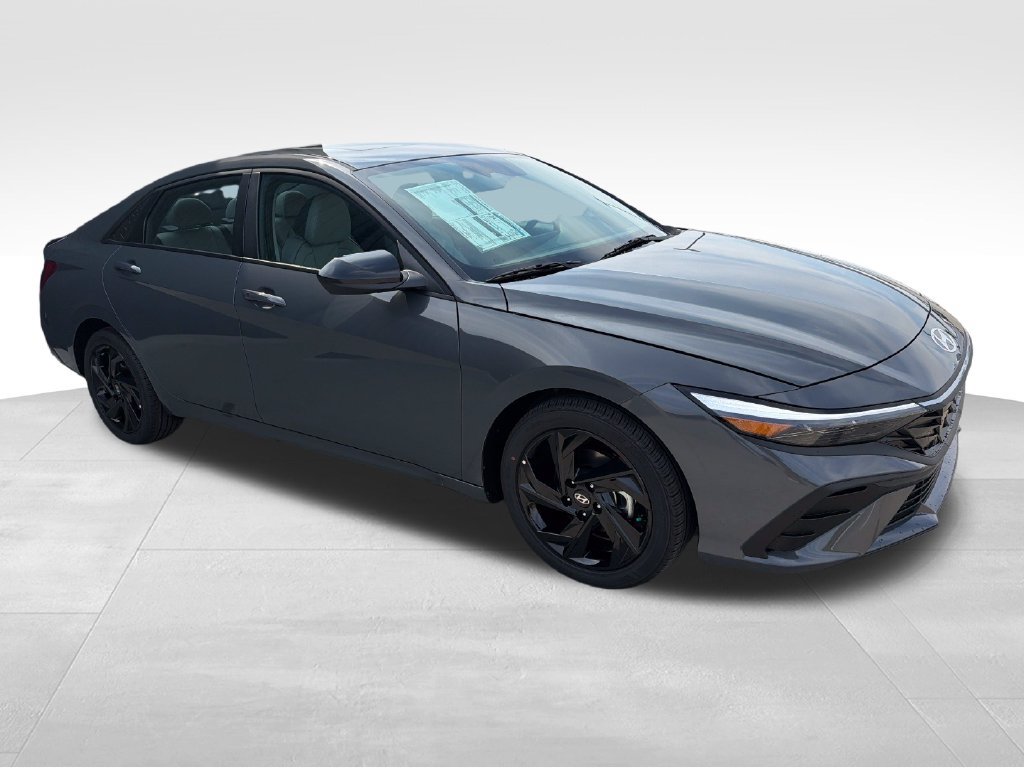 New 2026 Hyundai Elantra SEL Sport FWD image 9