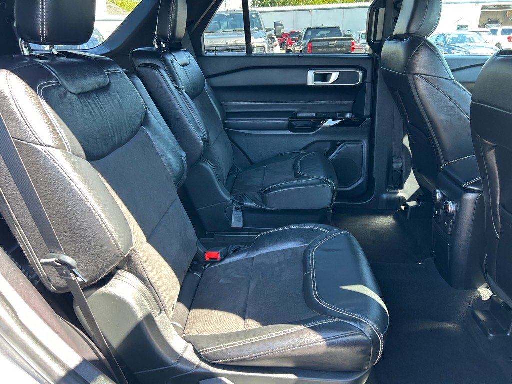 Used 2022 Ford Explorer ST image 22