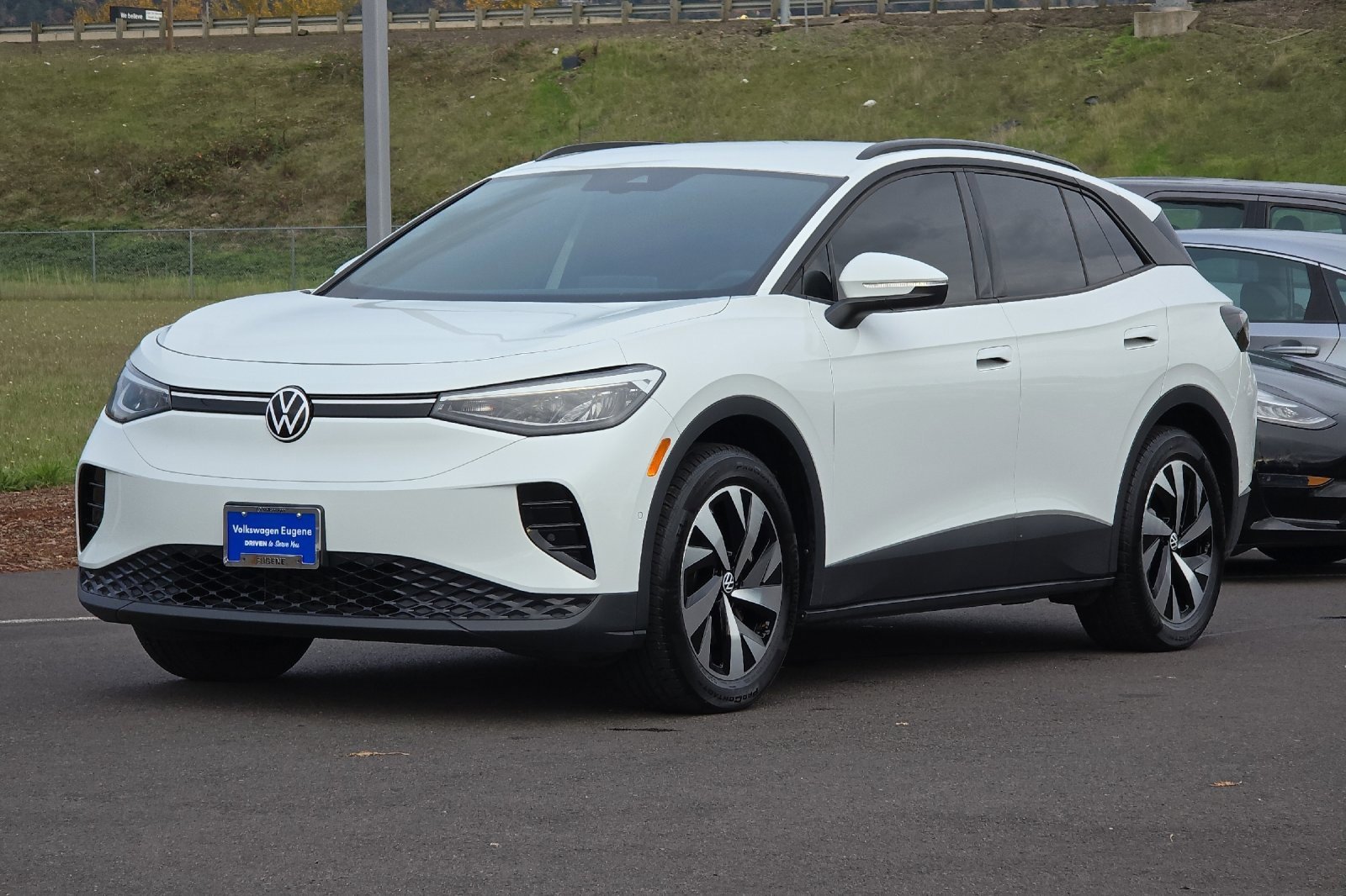 Used 2023 Volkswagen ID.4 2WD image 7