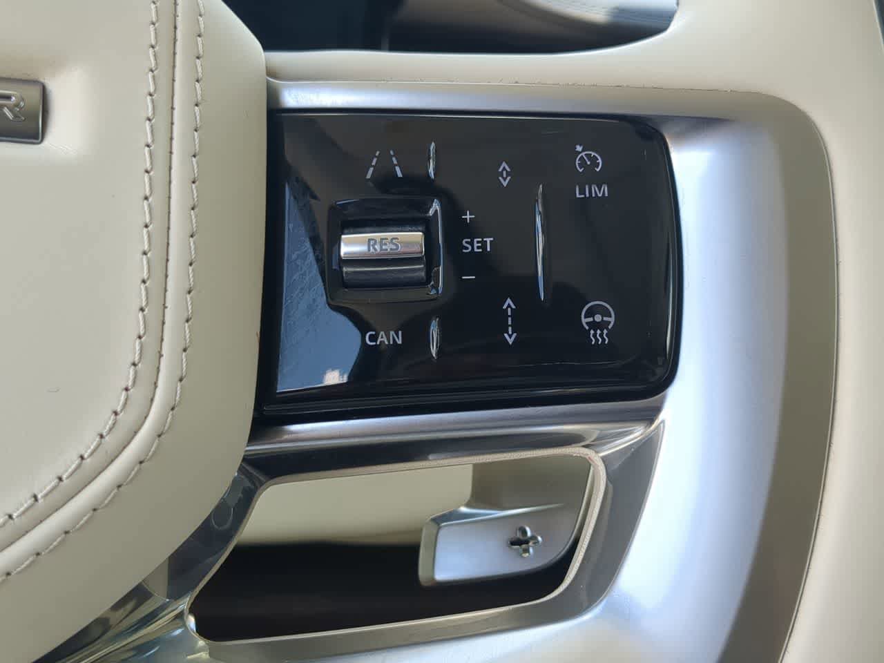 Certified 2023 Land Rover Range Rover Autobiography AWD/4WD image 26
