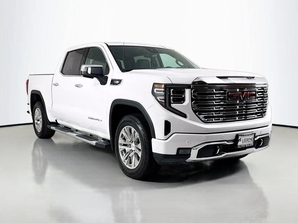 Used 2024 GMC Sierra 1500 Denali w/ Technology Package AWD/4WD image 5