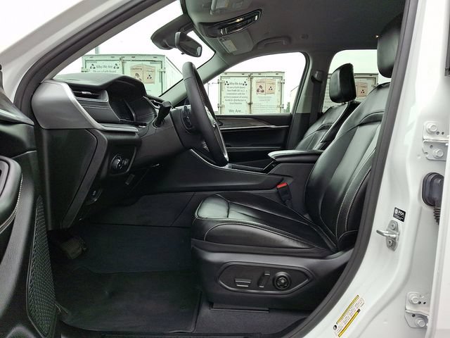 Used 2023 Jeep Grand Cherokee Limited AWD/4WD image 15