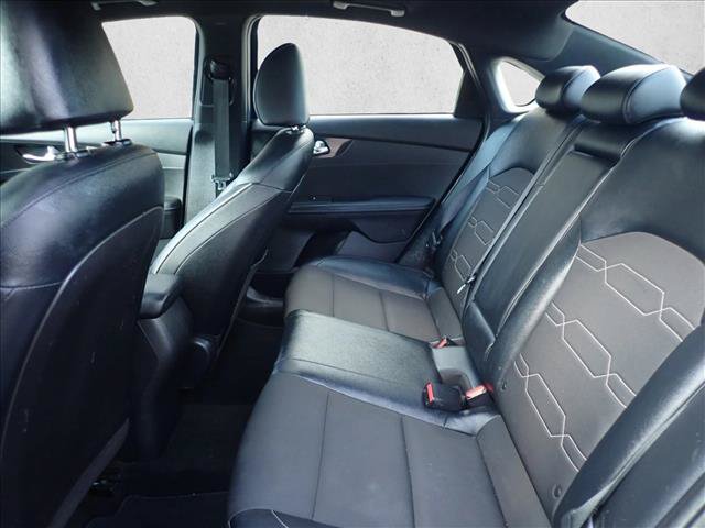 Used 2021 Kia Forte GT-Line w/ GT-Line Premium Package FWD image 7