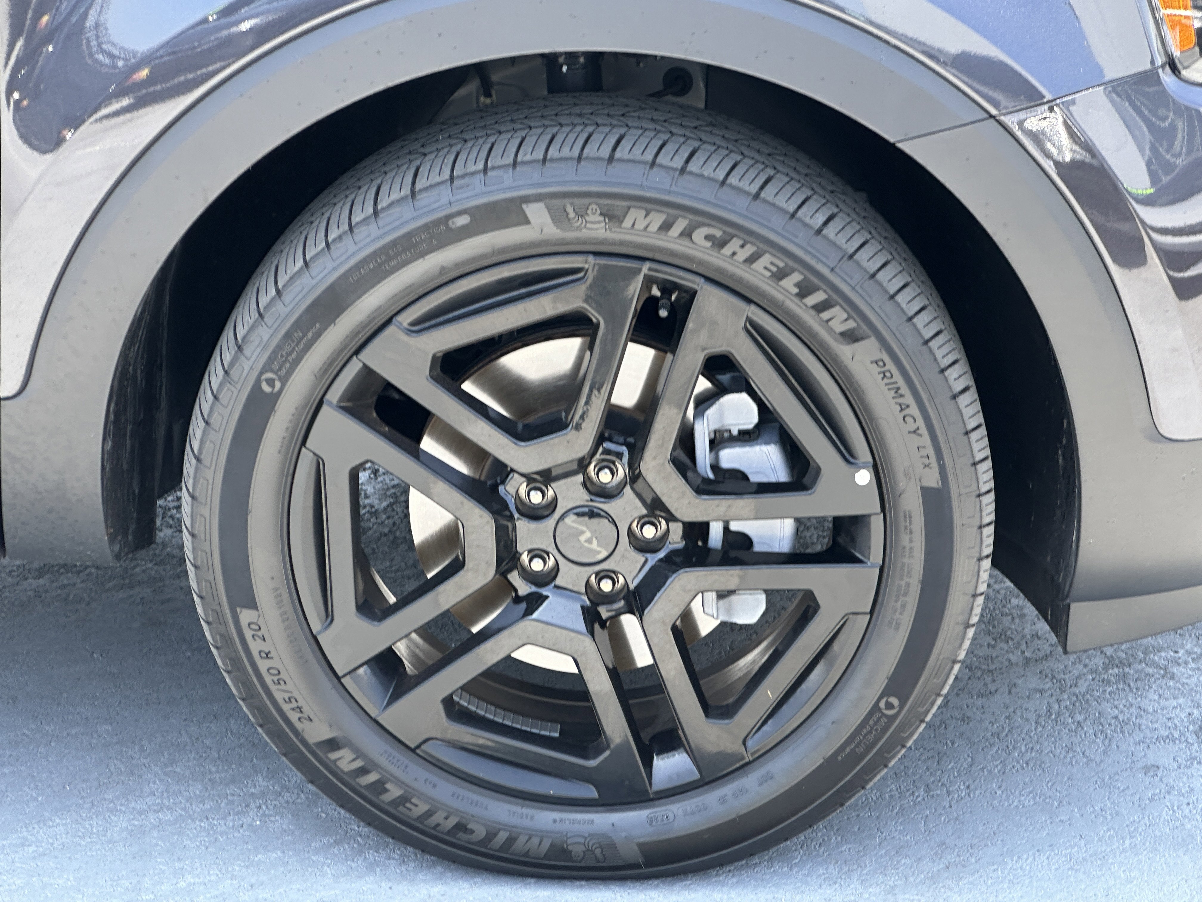 Certified 2025 Kia Telluride EX X-Line AWD/4WD image 14