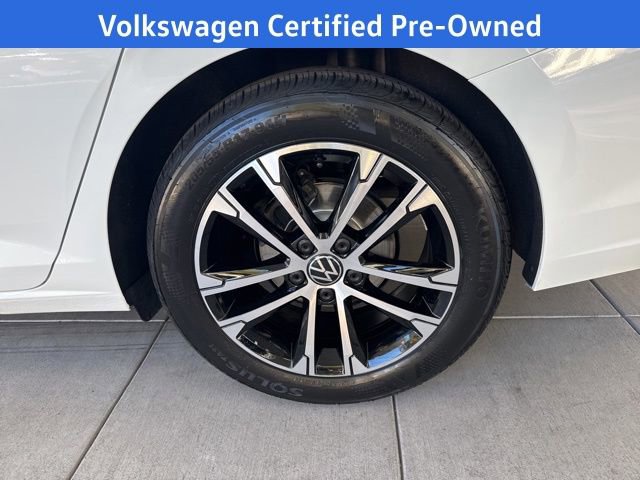 Certified 2025 Volkswagen Jetta Sport image 22