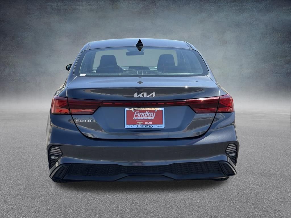 Used 2024 Kia Forte LXS FWD image 5