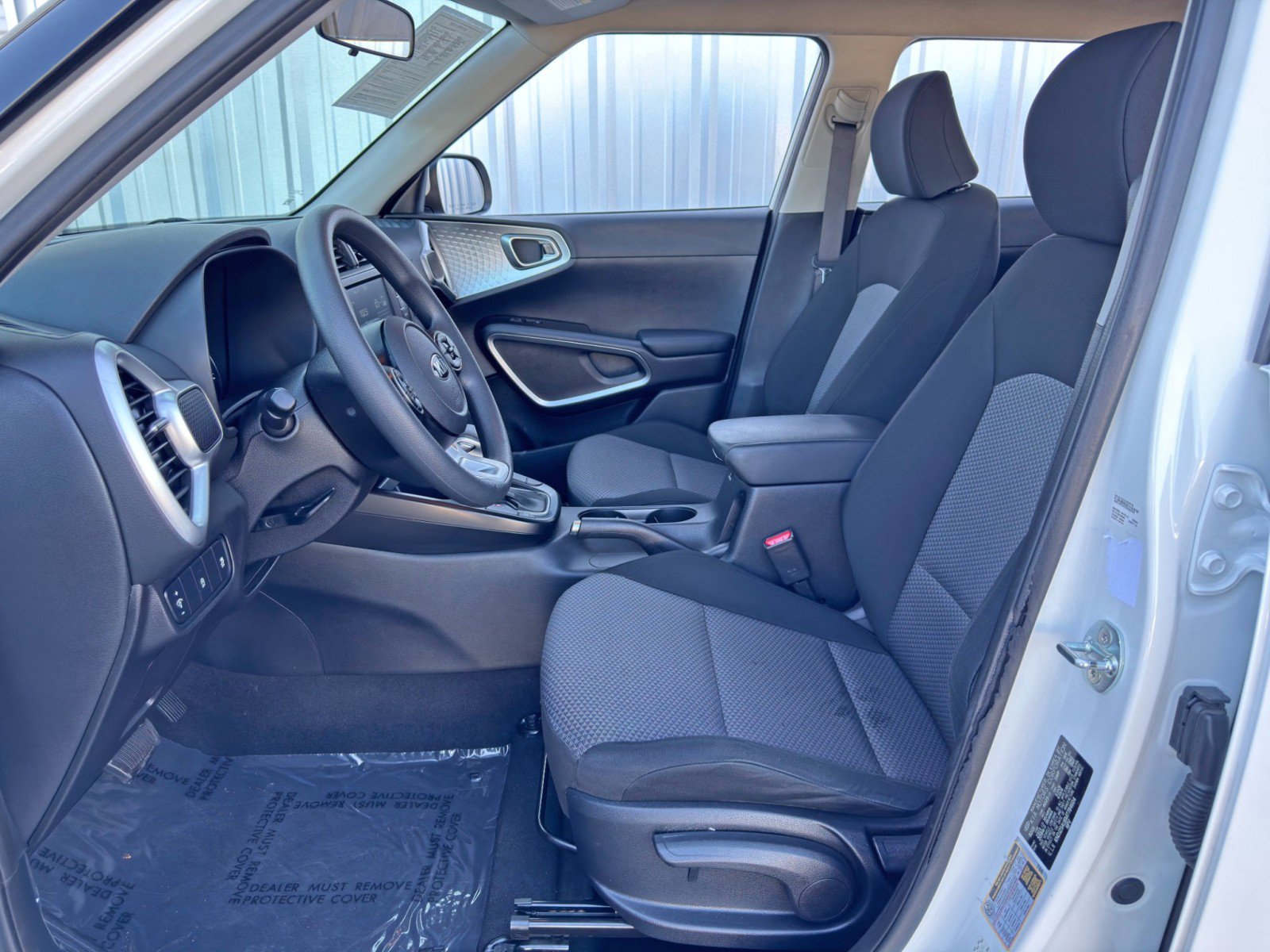 Used 2021 Kia Soul LX image 15