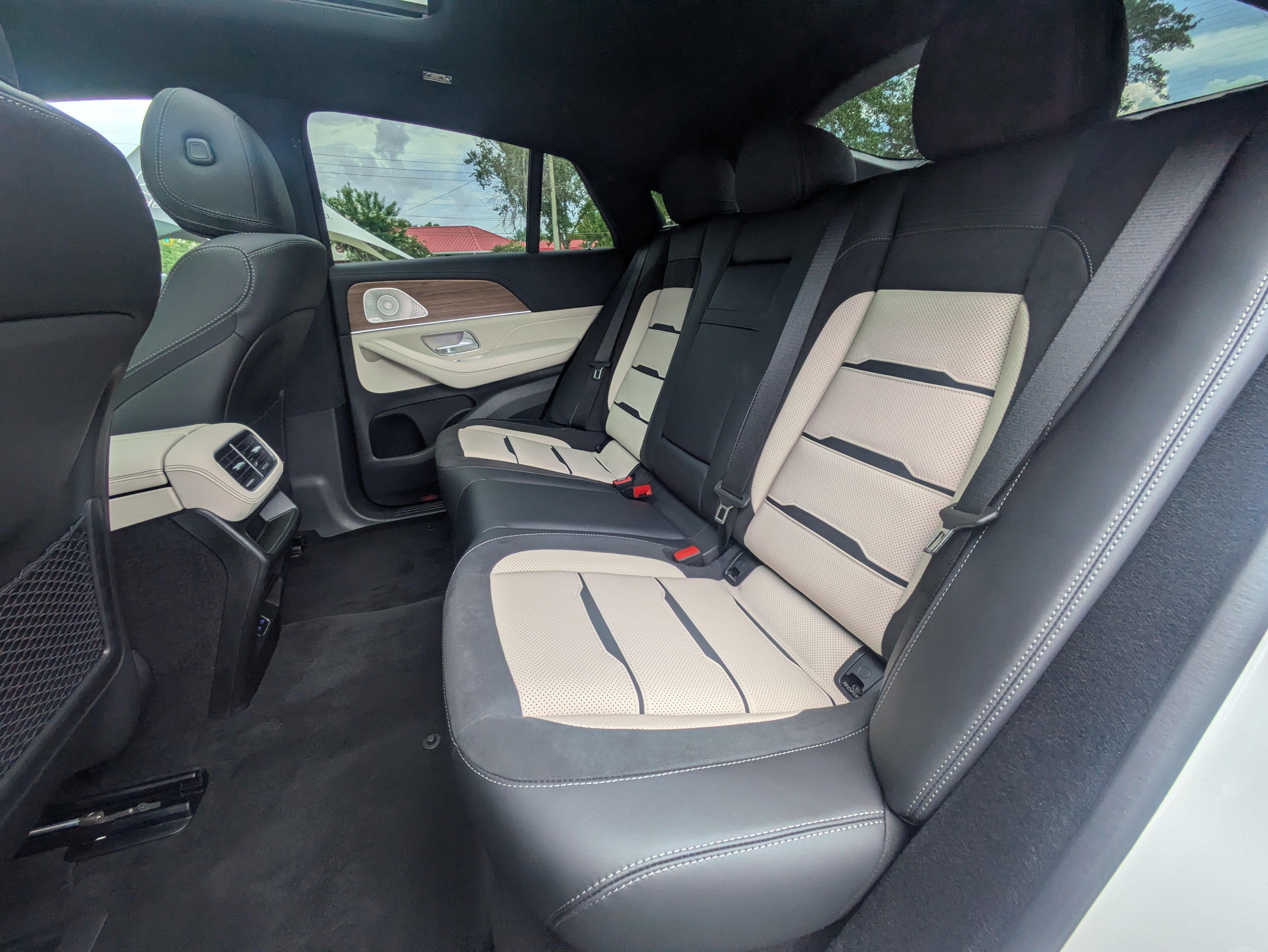 New 2026 Mercedes-Benz GLE 53 AMG 4MATIC Coupe image 13