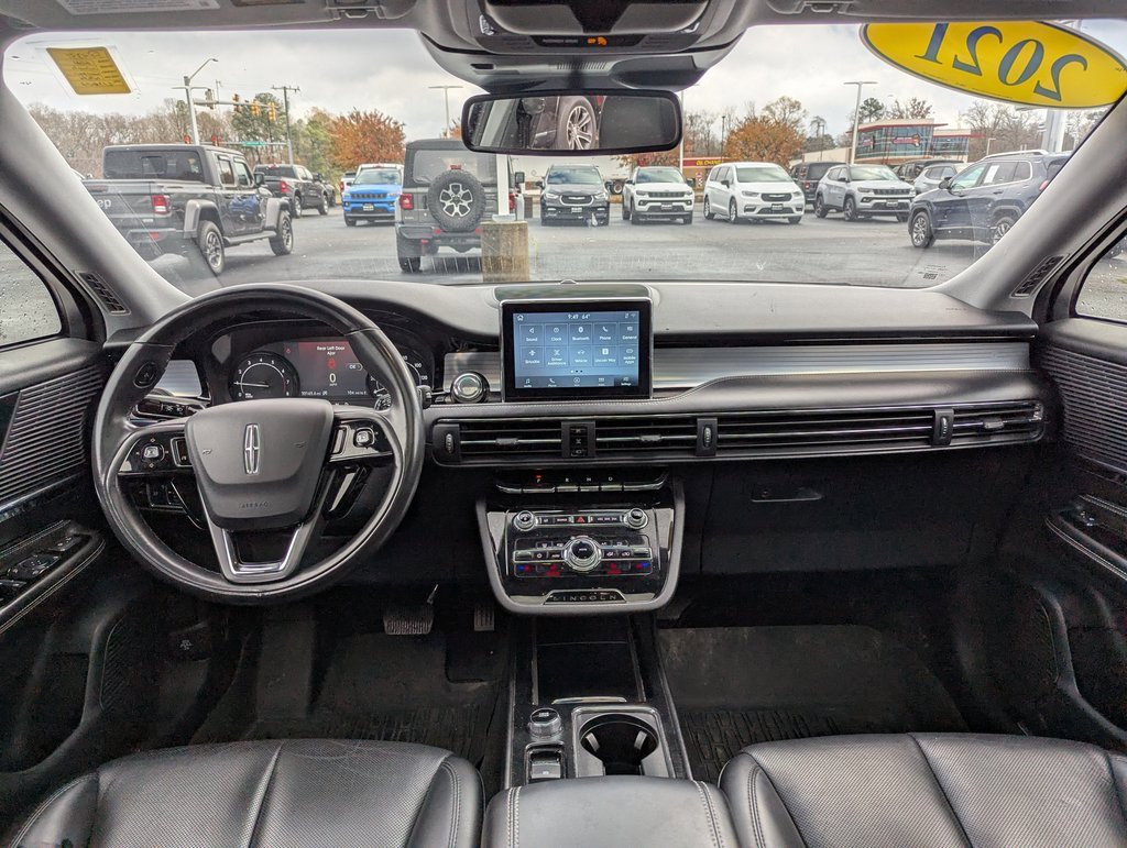 Used 2021 Lincoln Corsair AWD w/ Premium Package image 8