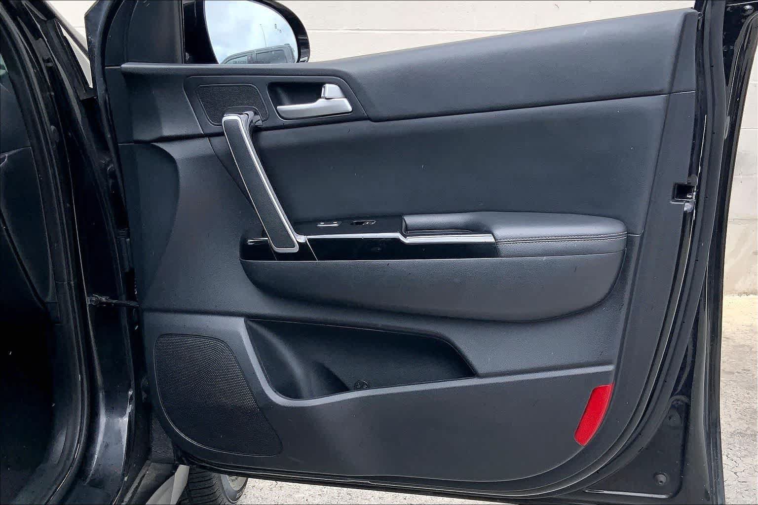 Used 2019 Kia Sportage EX FWD image 28