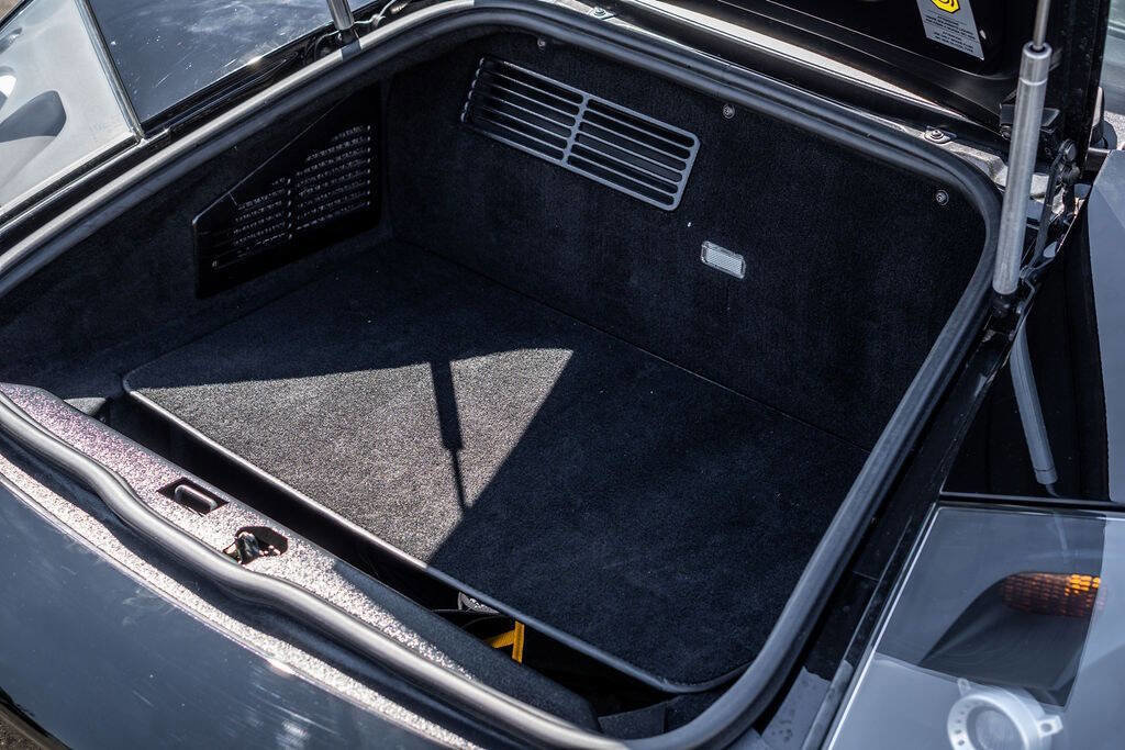 Used 2006 Lamborghini Murcielago Roadster image 49