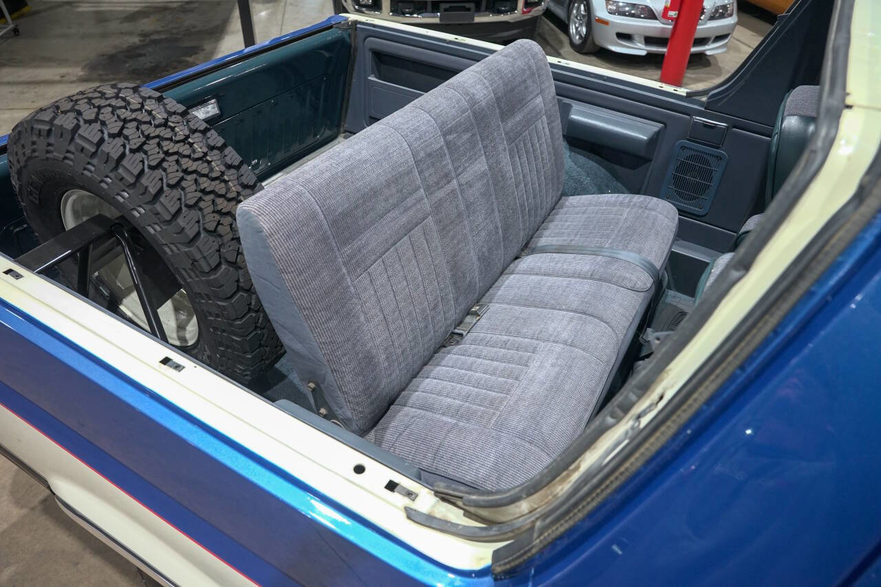 Used 1991 Ford Bronco image 18