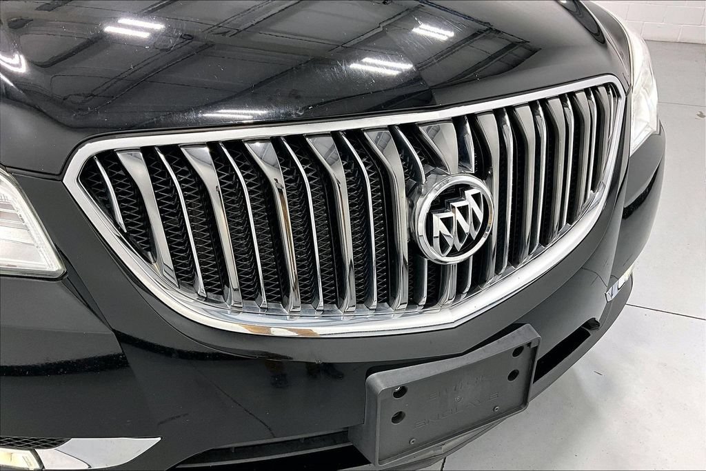 Used 2017 Buick Enclave Leather AWD/4WD image 35