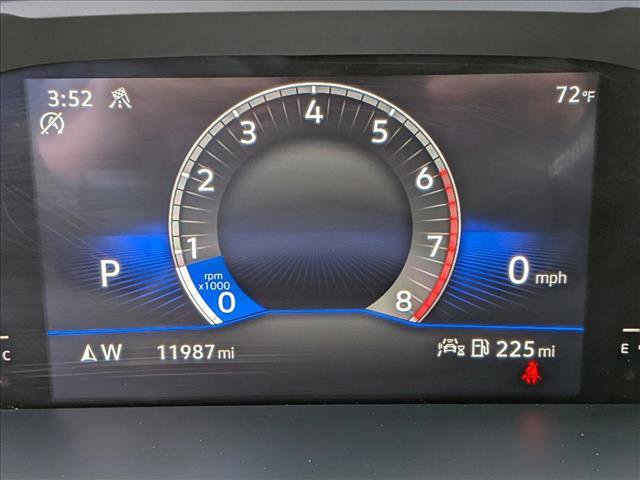 Used 2023 Volkswagen Tiguan SE w/ Panoramic Sunroof Package AWD/4WD image 11