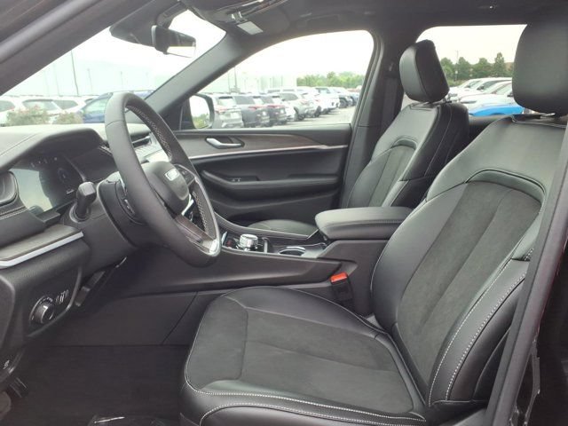 New 2026 Jeep Grand Cherokee L 4WD image 14