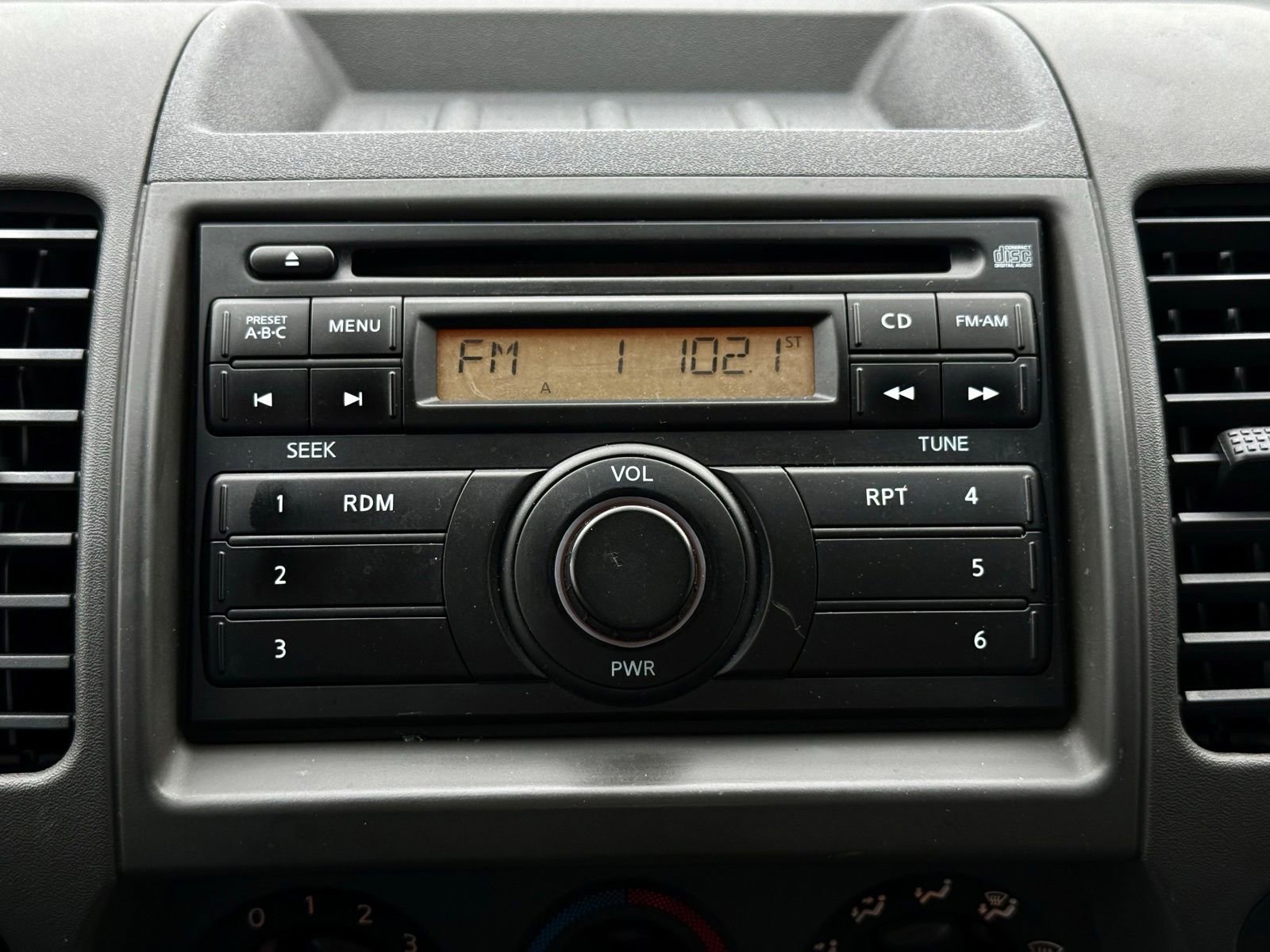 Used 2011 Nissan Xterra X AWD/4WD image 27