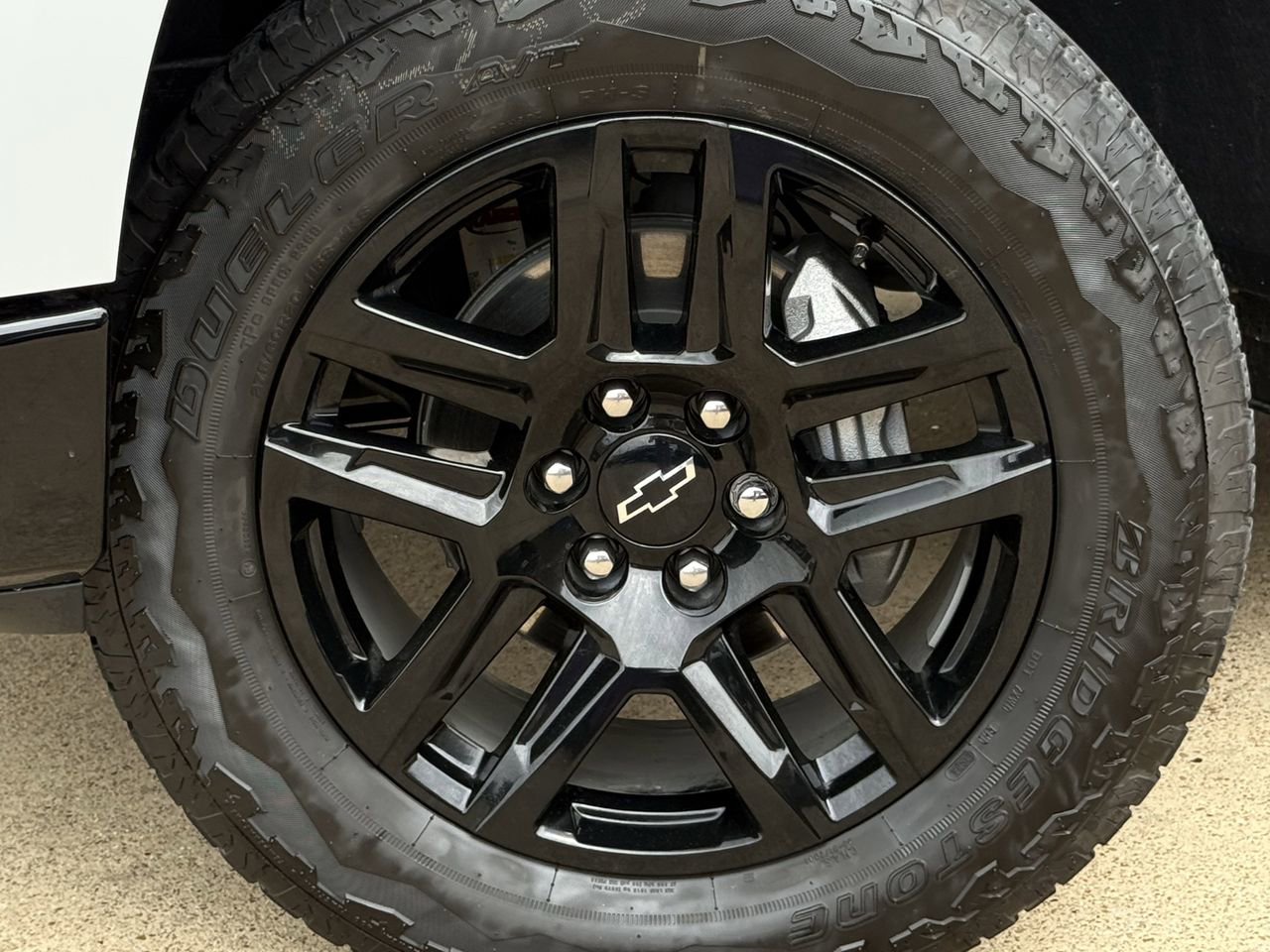 Used 2025 Chevrolet Silverado 1500 LT Trail Boss w/ LT Trail Boss Premium Package image 9