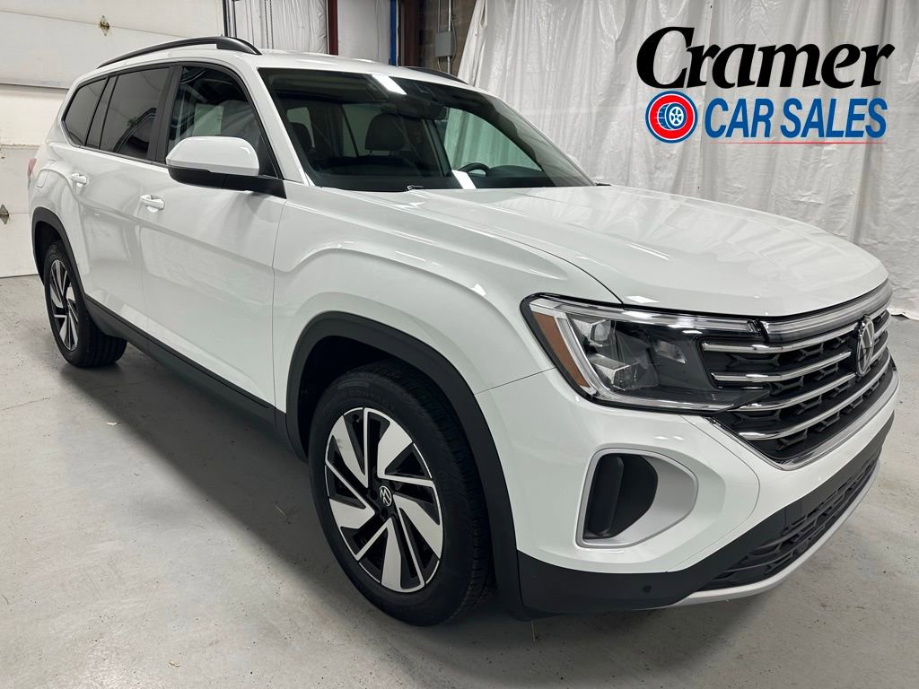 Used 2025 Volkswagen Atlas SE AWD/4WD image 1