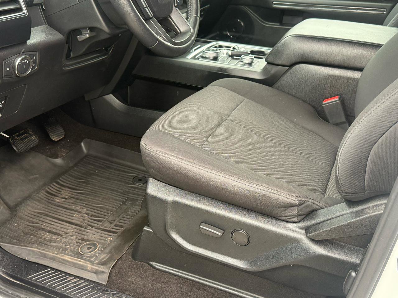 Used 2020 Ford Expedition XL AWD/4WD image 14